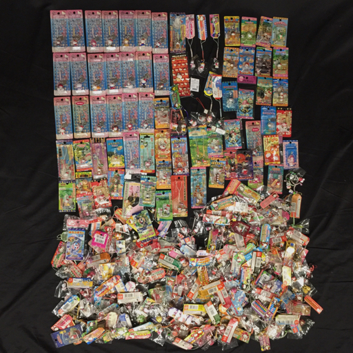 サンリオ ハローキティ ご当地 ストラップ 290個以上